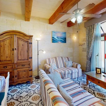 Qala Bed&Breakfast With Swimming Pool - Il-Wenniessa Exteriér fotografie