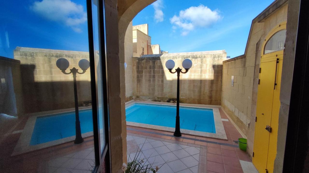 Qala Bed&Breakfast With Swimming Pool - Il-Wenniessa Exteriér fotografie