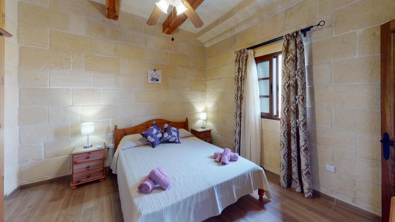 Qala Bed&Breakfast With Swimming Pool - Il-Wenniessa Exteriér fotografie