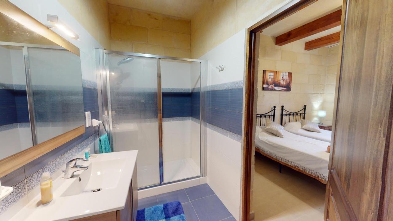 Qala Bed&Breakfast With Swimming Pool - Il-Wenniessa Exteriér fotografie
